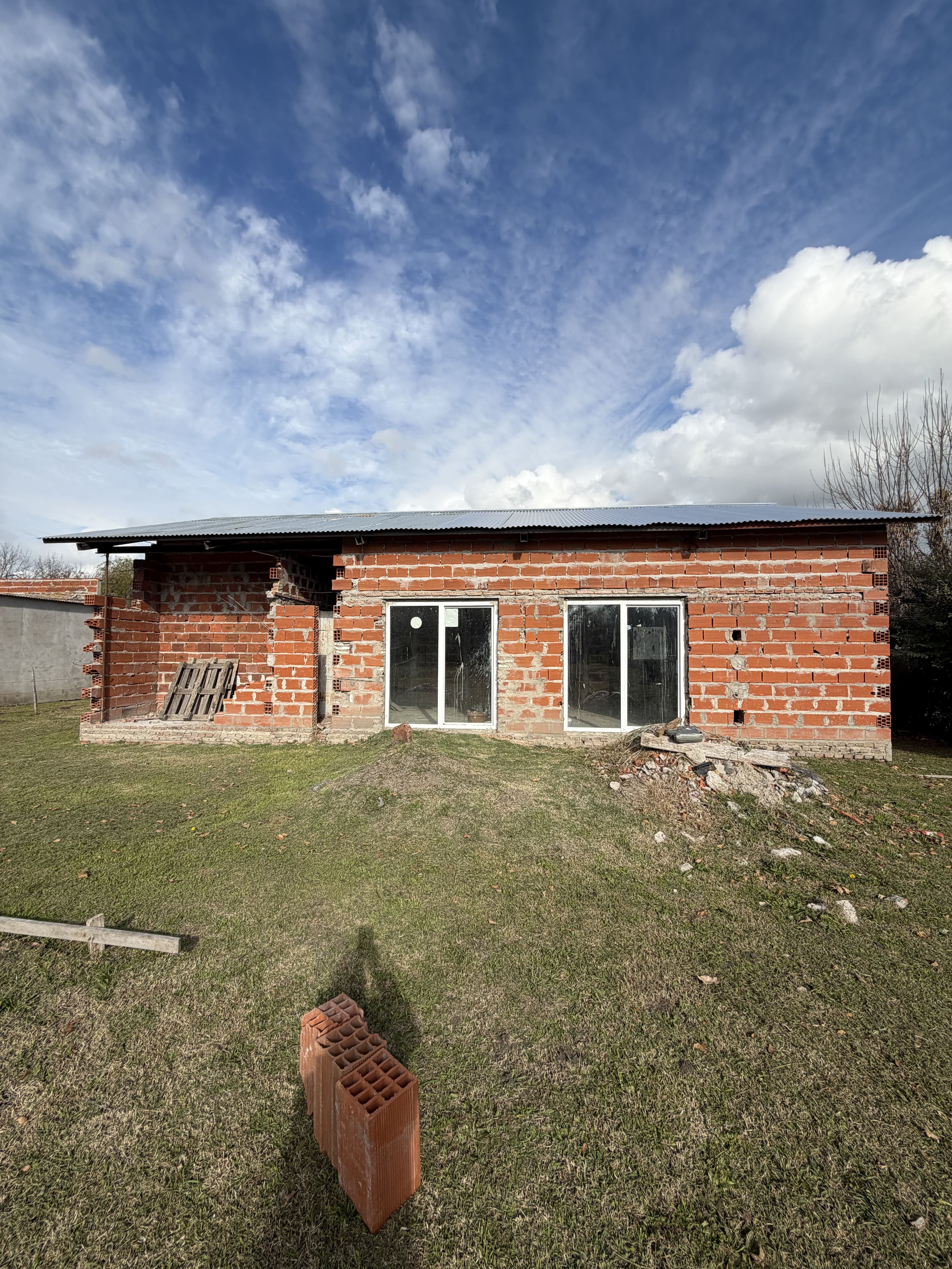 Casa a terminar en Venta - Gowland